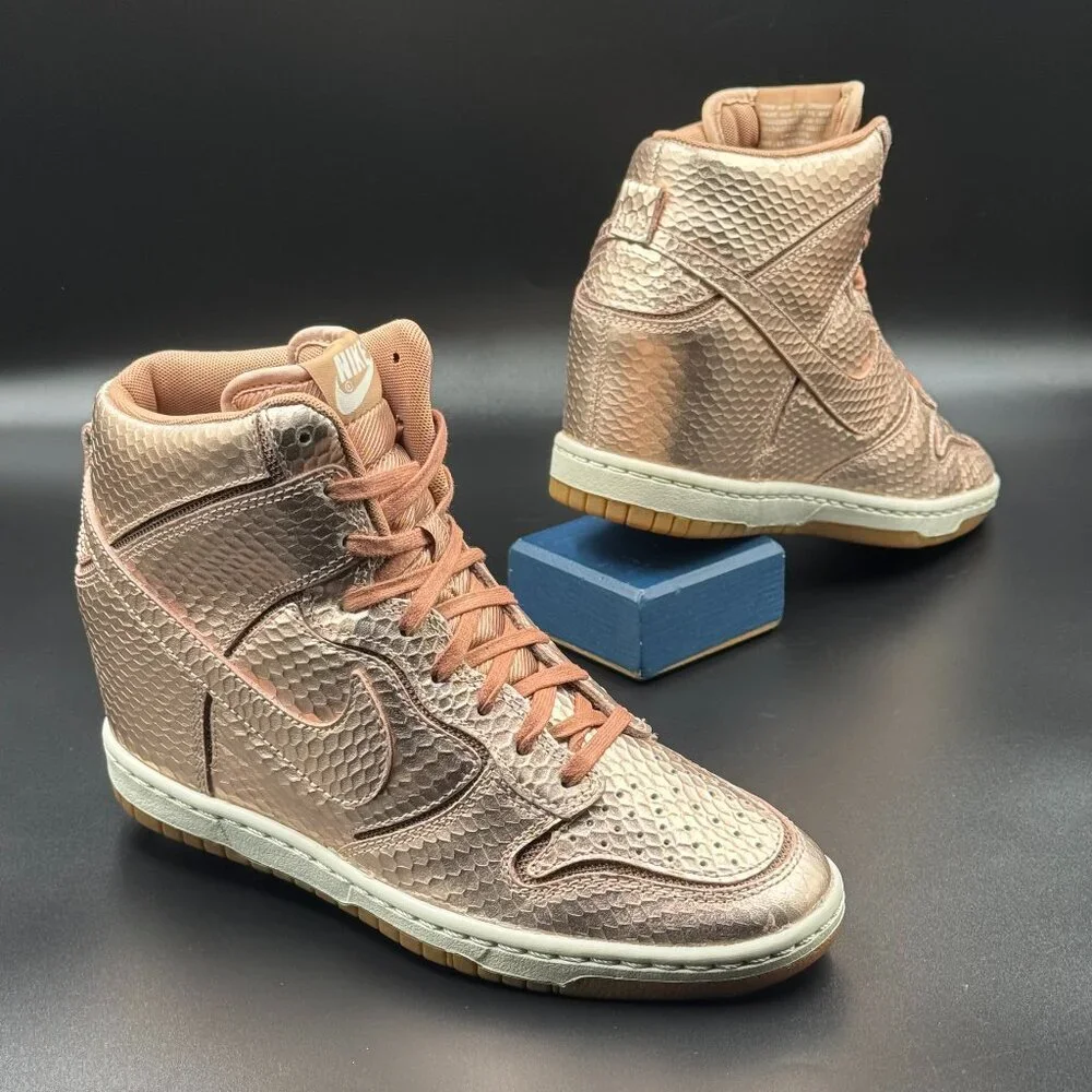 Wmns Nike Dunk Sky High Cut Out Premium 'Metallic Red Bronze'